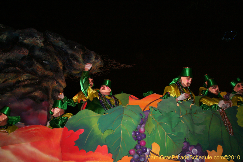 Krewe-of-Hermes-2010-Mardi-Gras-New-Orleans-5933