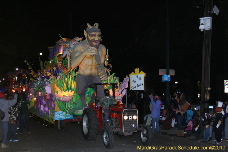 Krewe-of-Hermes-2010-Mardi-Gras-New-Orleans-5946