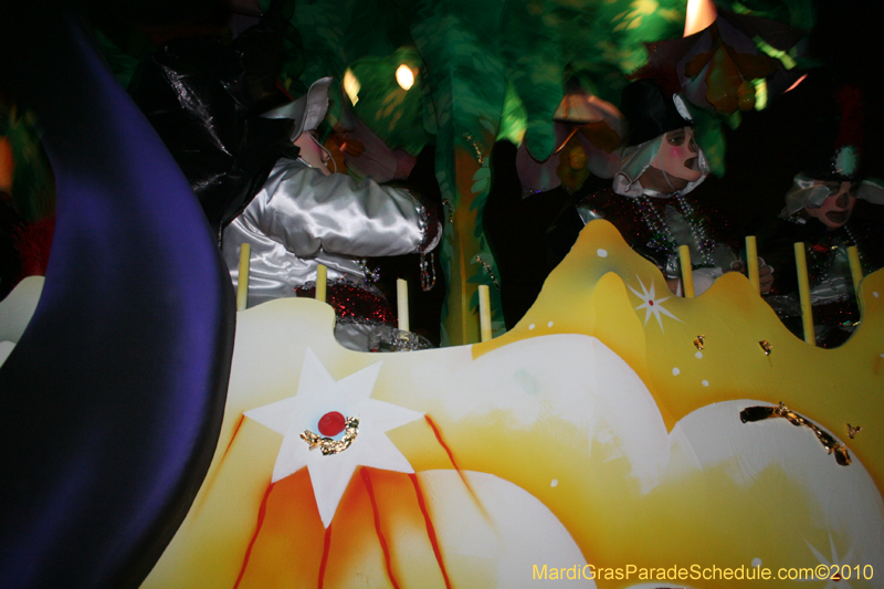 Krewe-of-Hermes-2010-Mardi-Gras-New-Orleans-6000