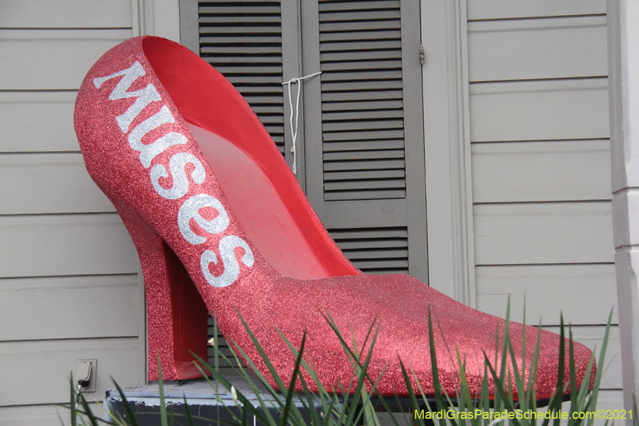 Krewe-of-House-Floats-02637-Audubon-Riverside-2021