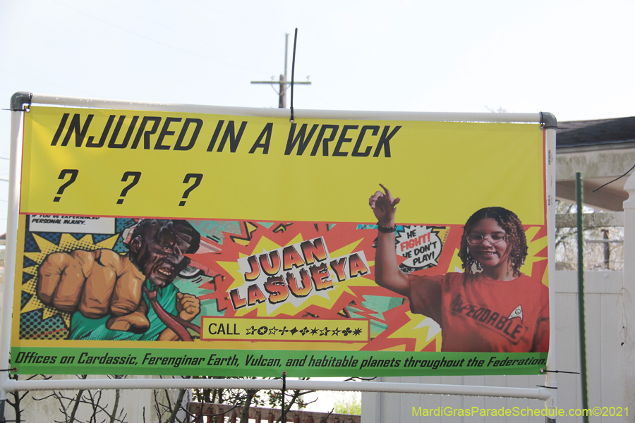 Krewe-of-House-Floats-03389-Broadmore-Fontainebleau-2021