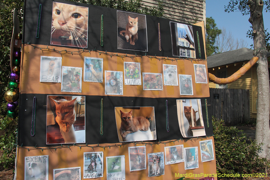 Krewe-of-House-Floats-03395-Broadmore-Fontainebleau-2021