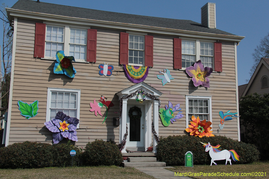 Krewe-of-House-Floats-03416-Broadmore-Fontainebleau-2021