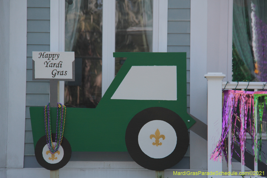 Krewe-of-House-Floats-03419-Broadmore-Fontainebleau-2021