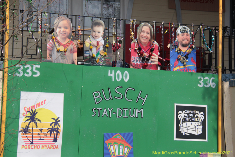 Krewe-of-House-Floats-03449-Broadmore-Fontainebleau-2021