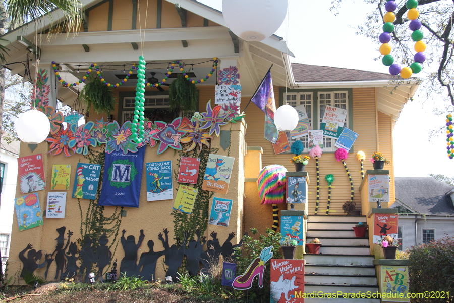 Krewe-of-House-Floats-03469-Broadmore-Fontainebleau-2021