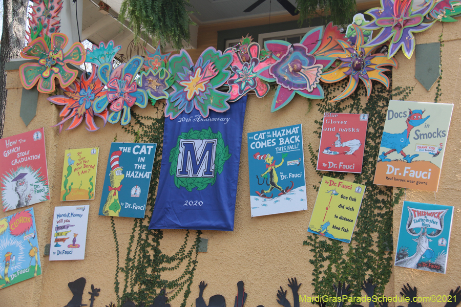 Krewe-of-House-Floats-03471-Broadmore-Fontainebleau-2021