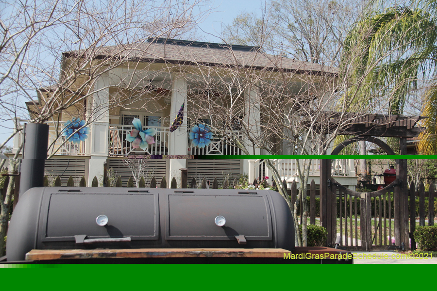 Krewe-of-House-Floats-03473-Broadmore-Fontainebleau-2021