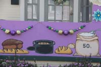Krewe-of-House-Floats-03489-Broadmore-Fontainebleau-2021