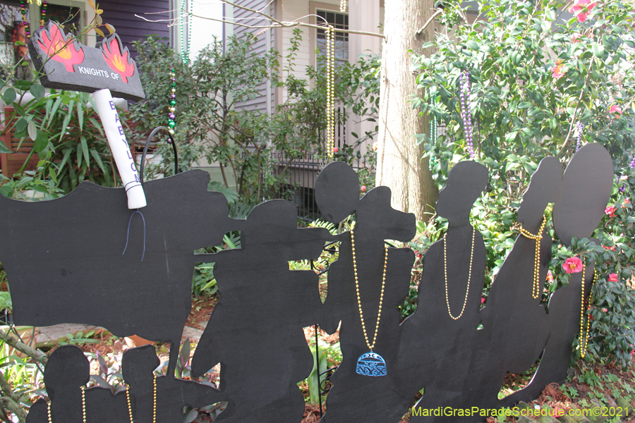 Krewe-of-House-Floats-03564-Carrollton-Hollygrove-2021