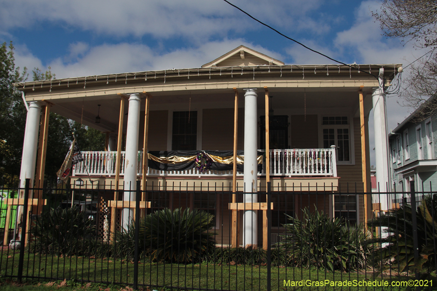 Krewe-of-House-Floats-03566-Carrollton-Hollygrove-2021