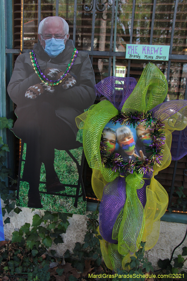 Krewe-of-House-Floats-03587-Carrollton-Hollygrove-2021
