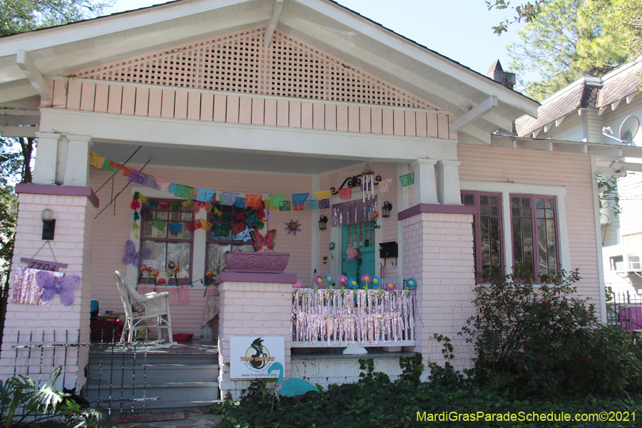 Krewe-of-House-Floats-03588-Carrollton-Hollygrove-2021