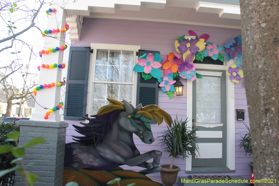 Krewe-of-House-Floats-03598-Carrollton-Hollygrove-2021