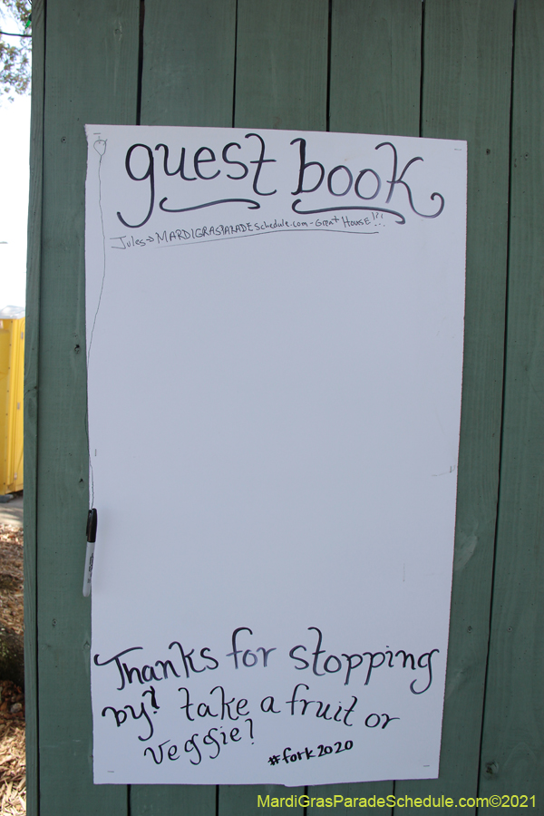 Krewe-of-House-Floats-03614-Carrollton-Hollygrove-2021