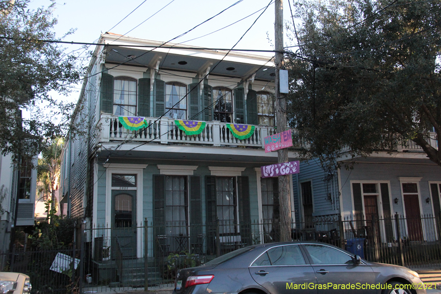 Krewe-of-House-Floats-00806-Central-City