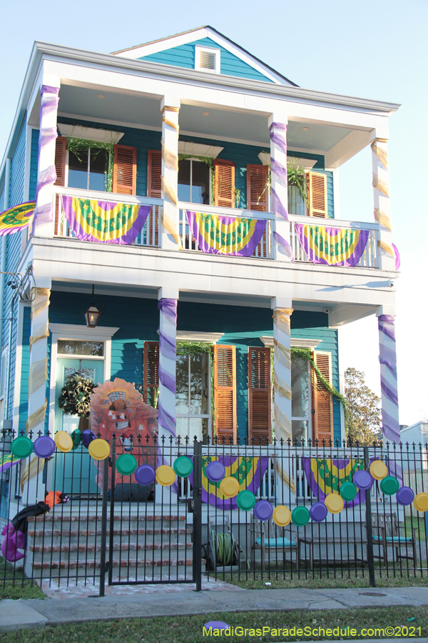 Krewe-of-House-Floats-00818-Central-City