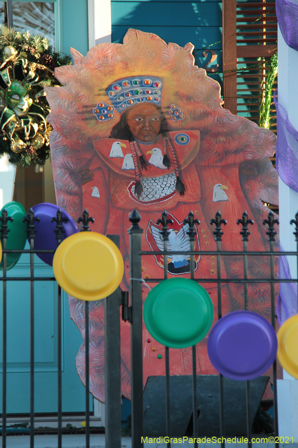 Krewe-of-House-Floats-00819-Central-City