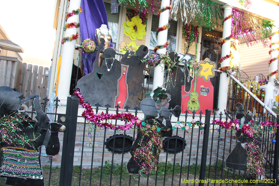 Krewe-of-House-Floats-00821-Central-City