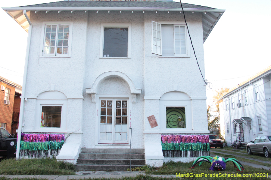 Krewe-of-House-Floats-00825-Central-City