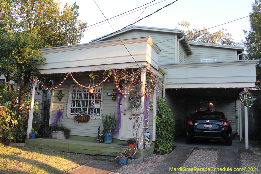 Krewe-of-House-Floats-00829-Central-City
