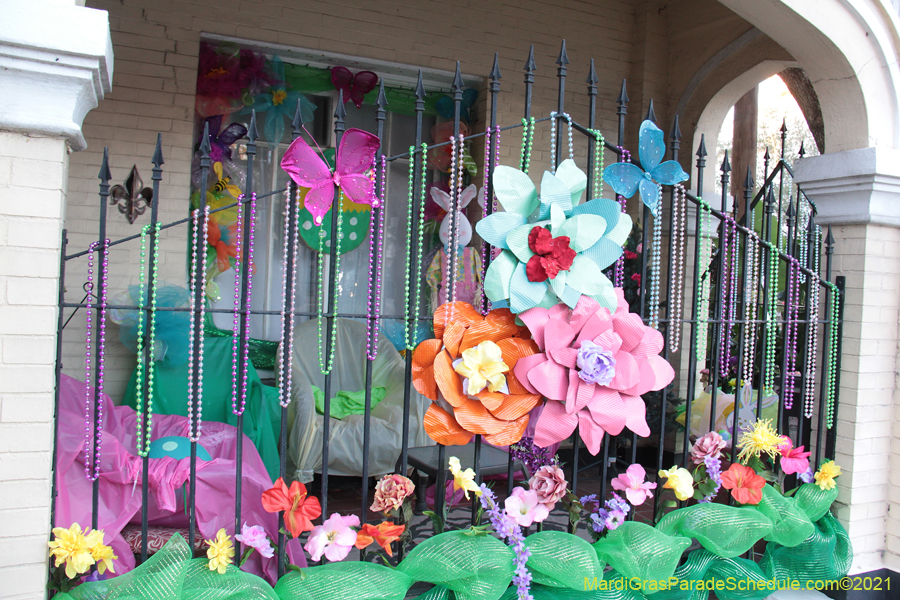 Krewe-of-House-Floats-00852-Central-City