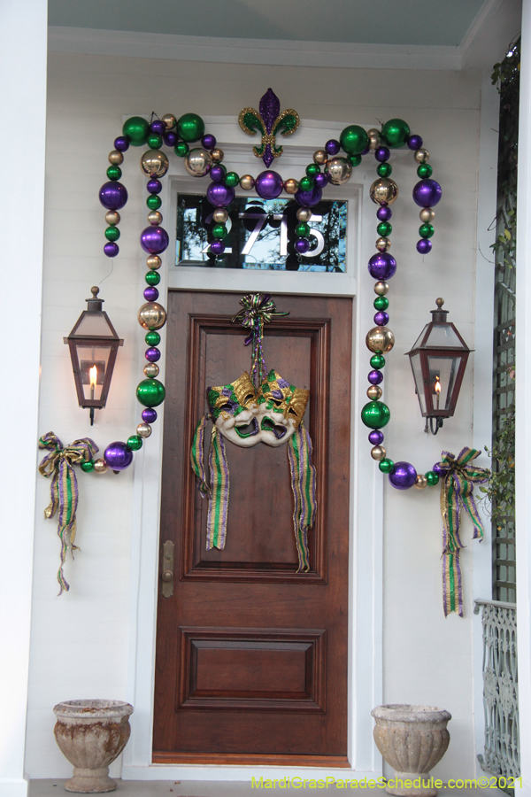 Krewe-of-House-Floats-00854-Central-City