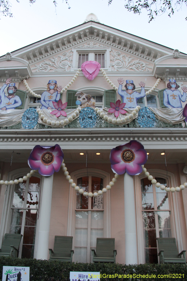 Krewe-of-House-Floats-00856-Central-City