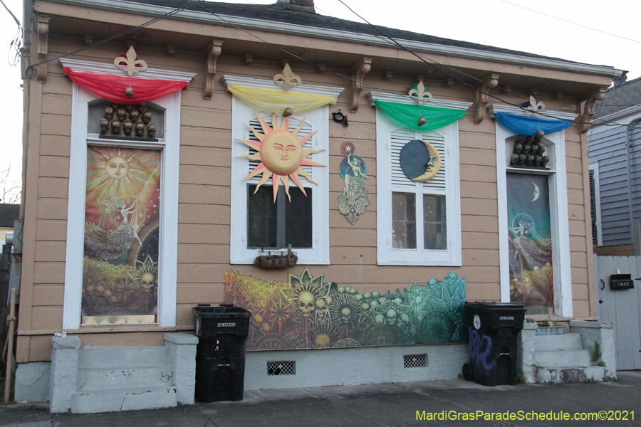 Krewe-of-House-Floats-00868-Central-City