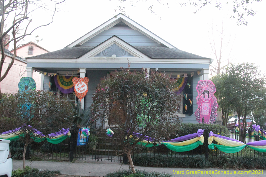 Krewe-of-House-Floats-00875-Central-City