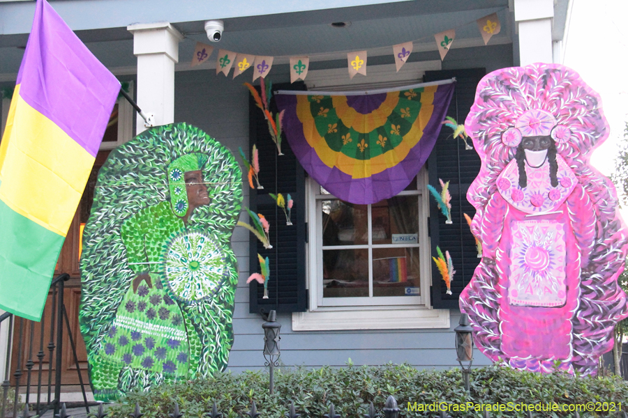 Krewe-of-House-Floats-00876-Central-City