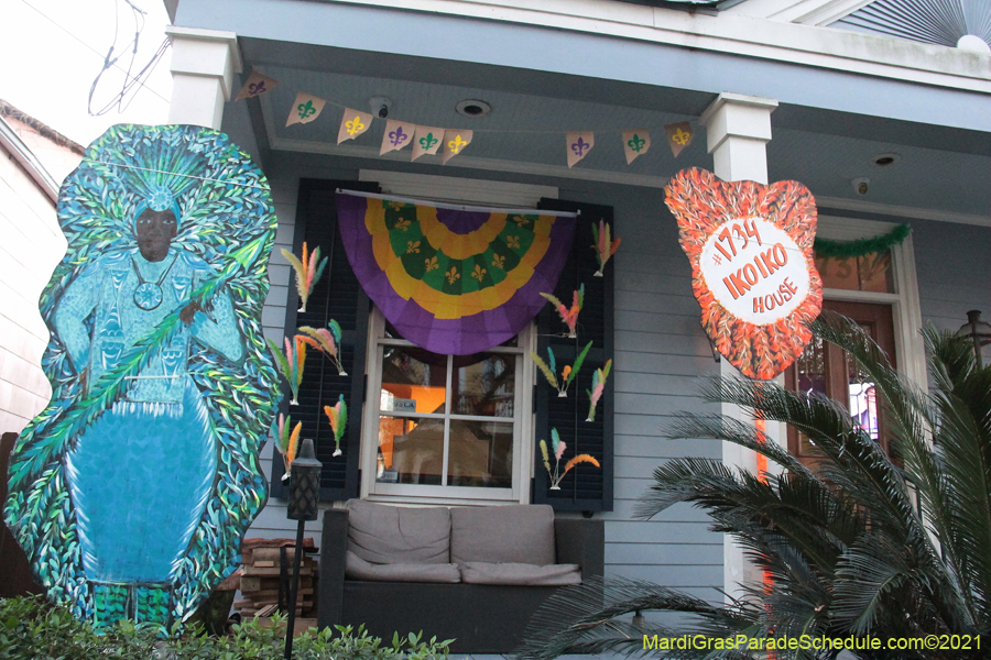 Krewe-of-House-Floats-00877-Central-City