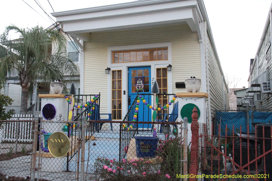 Krewe-of-House-Floats-00883-Central-City