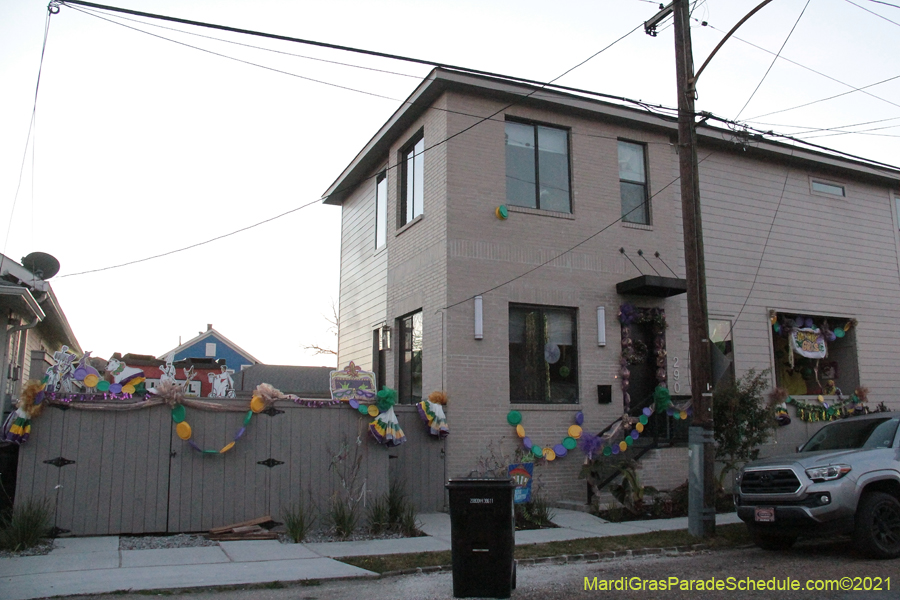 Krewe-of-House-Floats-00884-Central-City