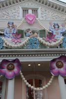 Krewe-of-House-Floats-00859-Central-City
