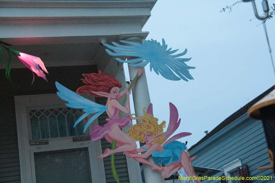 Krewe-of-House-Floats-03166-Fairgrounds-Bayou-St-John-2021