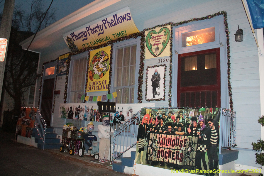 Krewe-of-House-Floats-03190-Fairgrounds-Bayou-St-John-2021