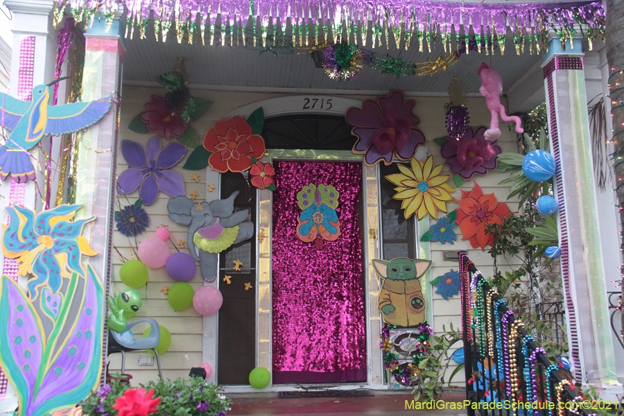 Krewe-of-House-Floats-03198-Fairgrounds-Bayou-St-John-2021