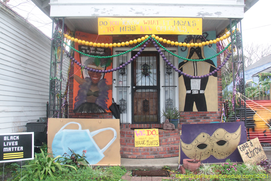 Krewe-of-House-Floats-03209-Fairgrounds-Bayou-St-John-2021