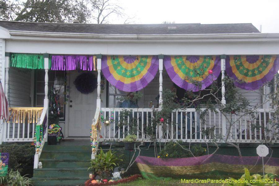Krewe-of-House-Floats-03221-Fairgrounds-Bayou-St-John-2021