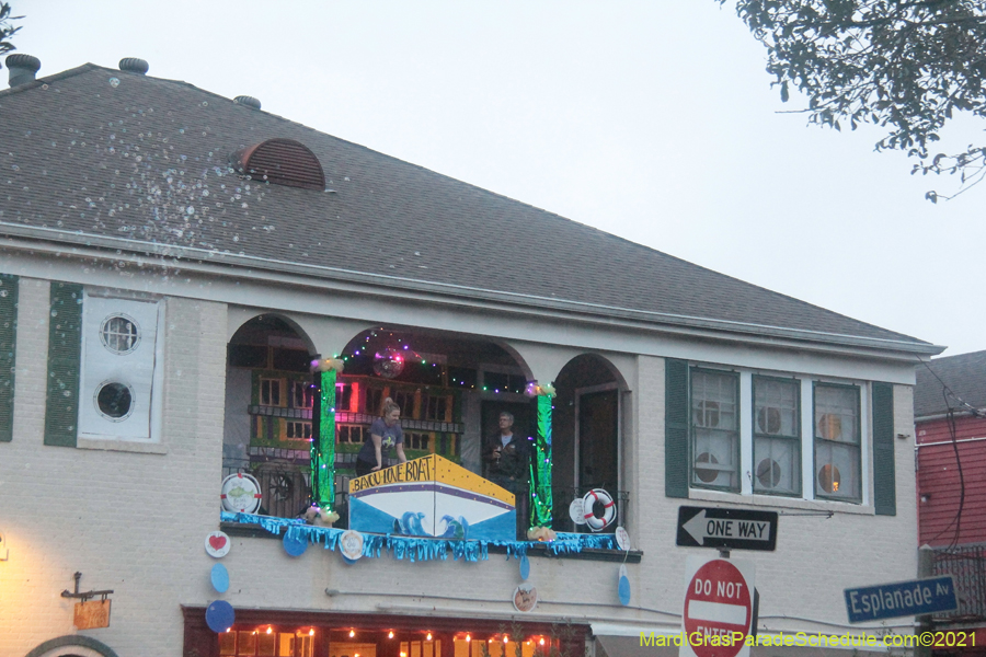 Krewe-of-House-Floats-03230-Fairgrounds-Bayou-St-John-2021