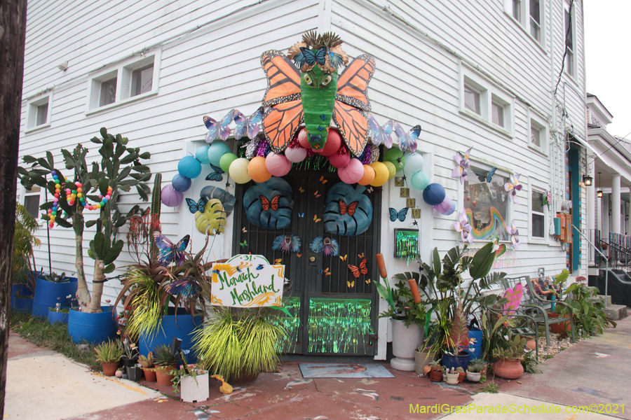 Krewe-of-House-Floats-03242-Fairgrounds-Bayou-St-John-2021