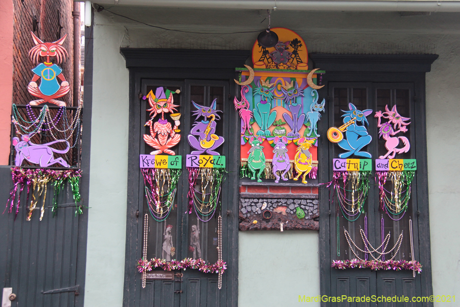 Krewe-of-House-Floats-03957-French-Quarter-2021