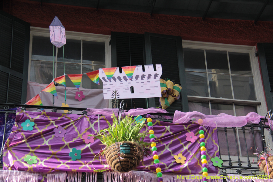 Krewe-of-House-Floats-03959-French-Quarter-2021