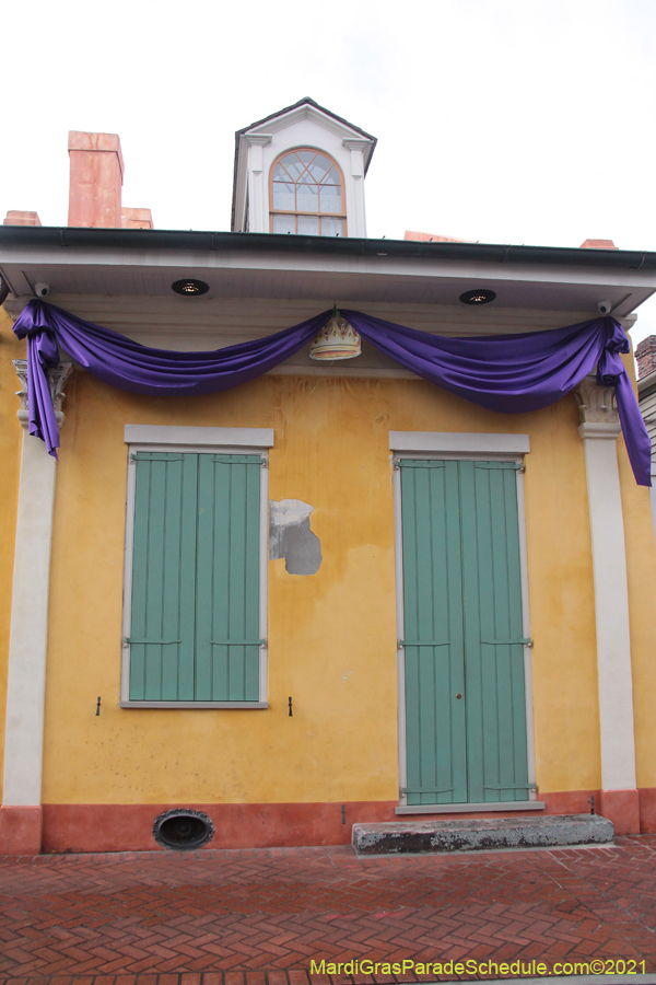 Krewe-of-House-Floats-03986-French-Quarter-2021