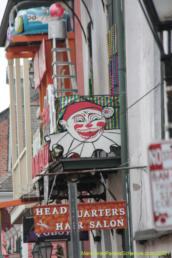 Krewe-of-House-Floats-04012-French-Quarter-2021