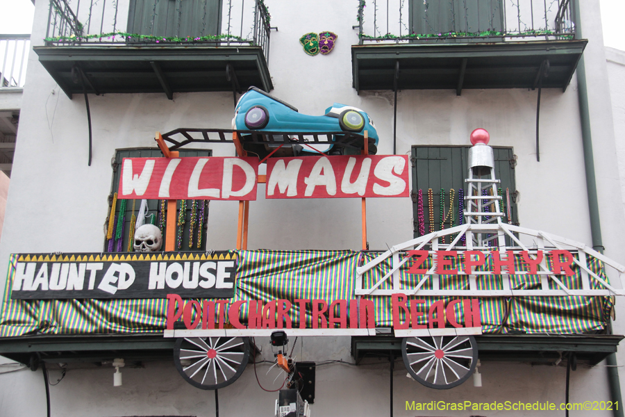 Krewe-of-House-Floats-04013-French-Quarter-2021