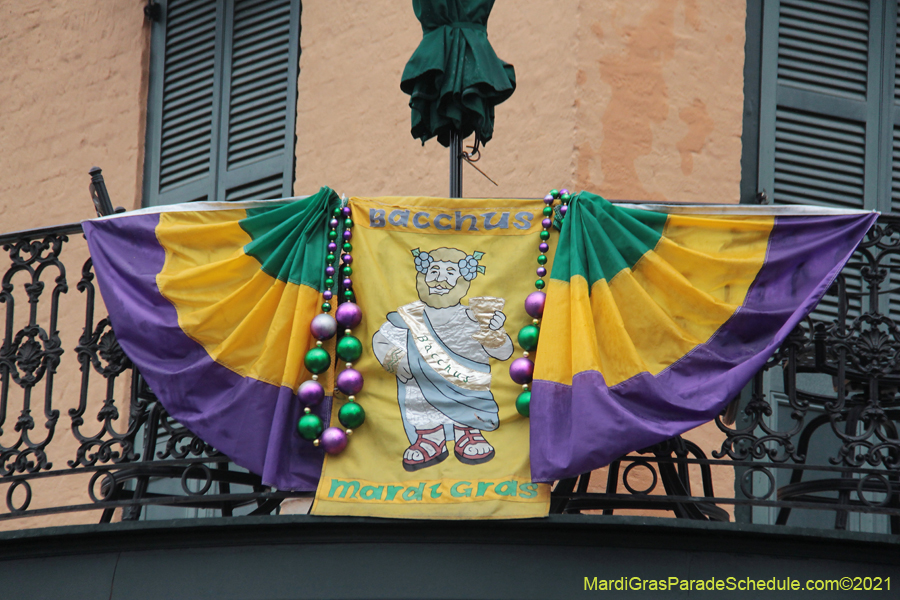 Krewe-of-House-Floats-04022-French-Quarter-2021