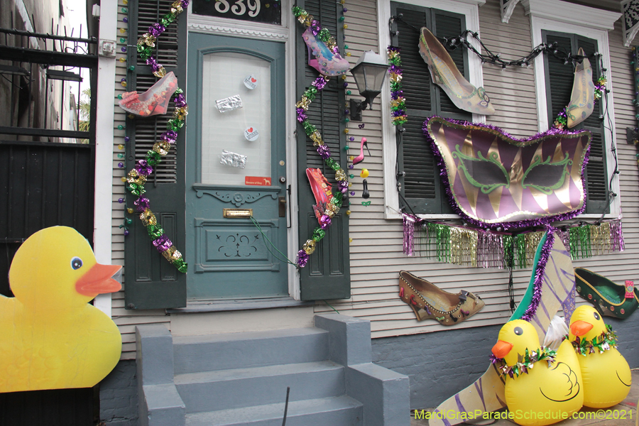 Krewe-of-House-Floats-04024-French-Quarter-2021