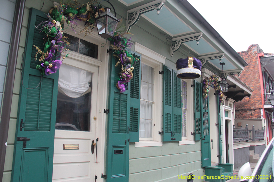 Krewe-of-House-Floats-04033-French-Quarter-2021